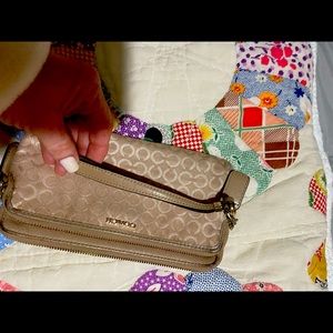 Very nice coach wallet/wristlet